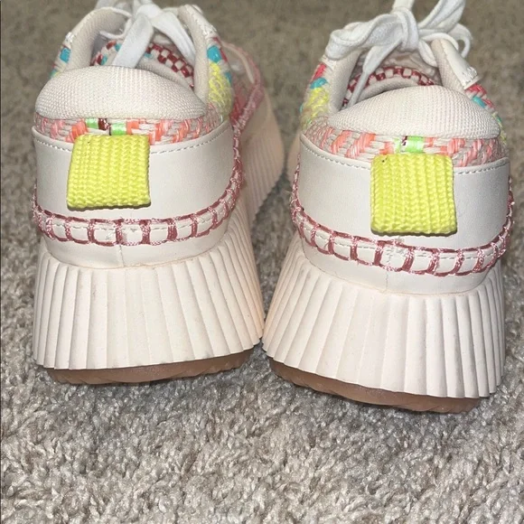 Dolce Vita Denae Stitch Chunky Platform Sneakers Lace Up Tennis Shoes 8 NWOT - Picture 6 of 10